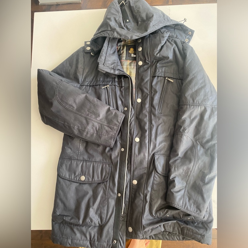 Charcoal/ Black men’s Barbour with Hood
